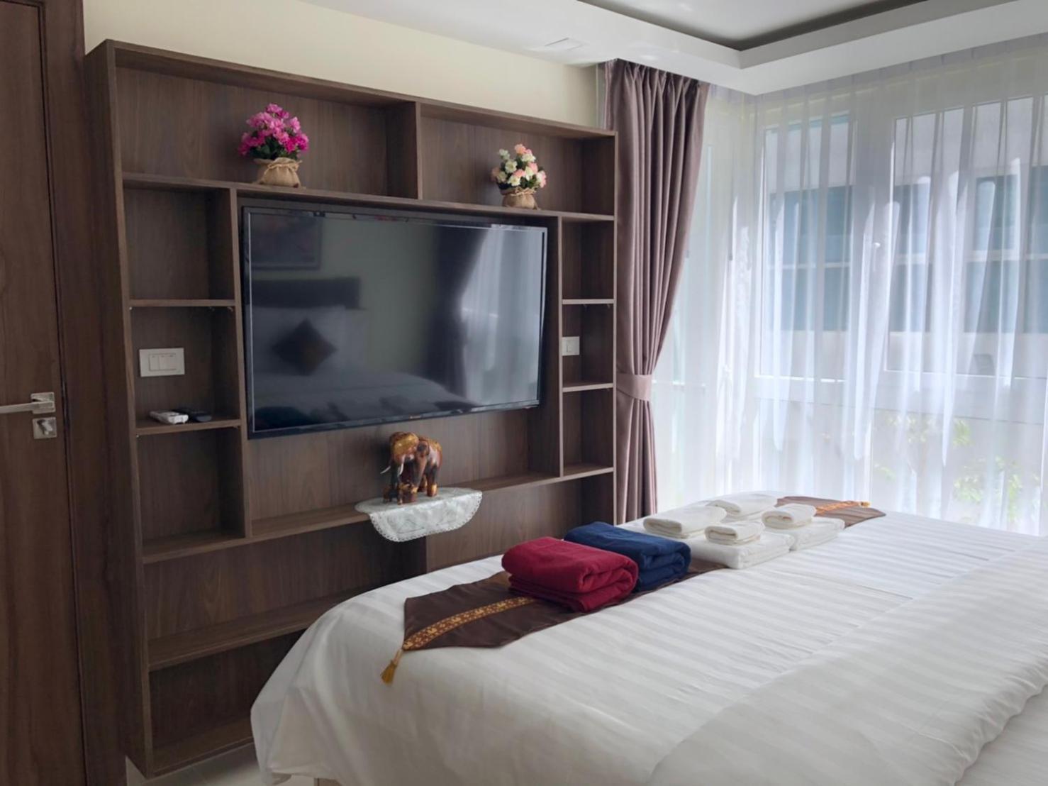 Luxury Business Suits In Grand Avenue By Pattaya City Estates Eksteriør bilde